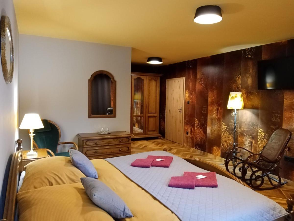 Hotel Cade 피세크 외부 사진