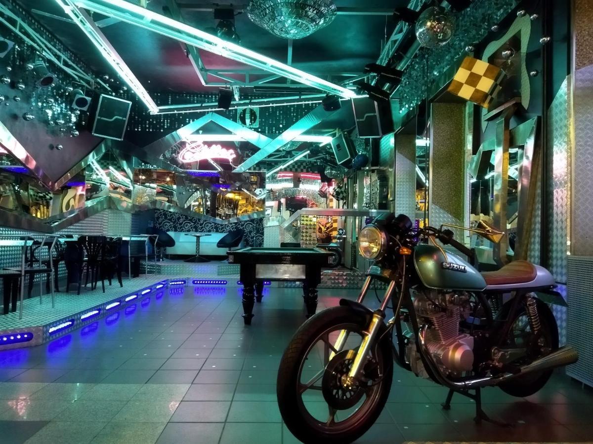 Hotel Cade 피세크 외부 사진