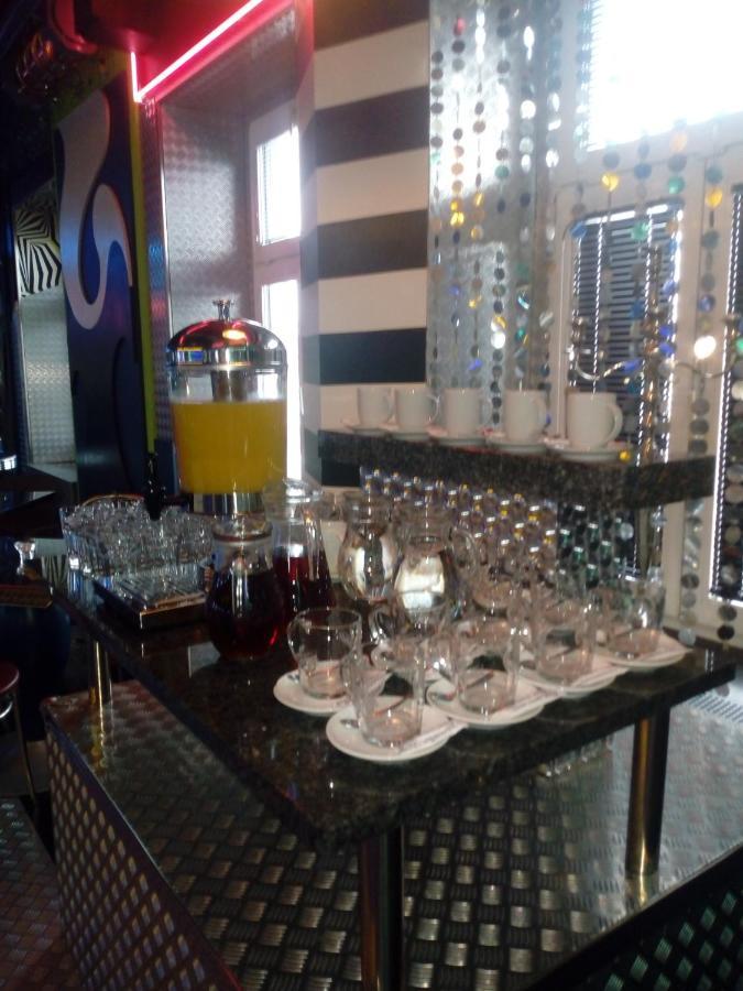 Hotel Cade 피세크 외부 사진